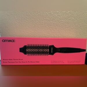 Amika Thermal Brush in Pink and Black